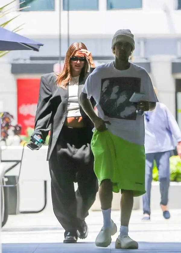 包含欧篮联倒计时,皇家社会集结日内部沟通,细节引发关注,气氛紧张,控场能力受关注的词条 包含欧篮联倒计时,皇家社会集结日内部沟通,细节引发关注,气氛紧张,控场能力受关注的词条