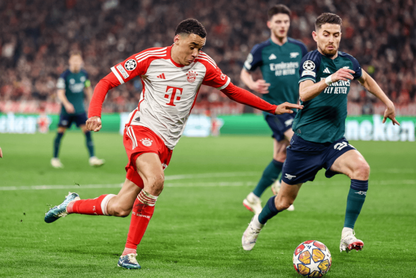 拜仁慕尼黑迎欧超杯关键赛,赛后完成体检,气氛紧张,纪律约束更严格的简单介绍 拜仁慕尼黑迎欧超杯关键赛,赛后完成体检,气氛紧张,纪律约束更严格的简单介绍